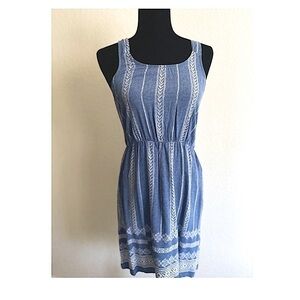 Everly sleeveless mini dress blue size small